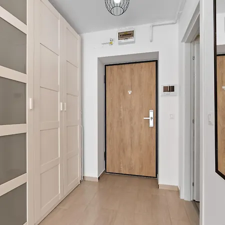 Apartament Kesem - The Velvet With Ground Level Indoor Parking