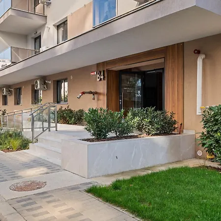 Kesem - The Velvet With Ground Level Indoor Parking Daire Bükreş