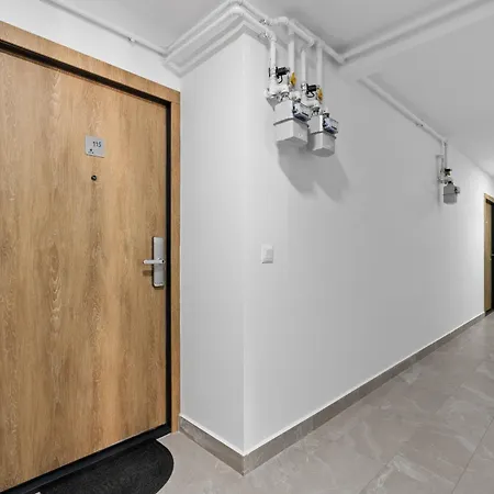 Kesem - The Velvet With Ground Level Indoor Parking بوخارست